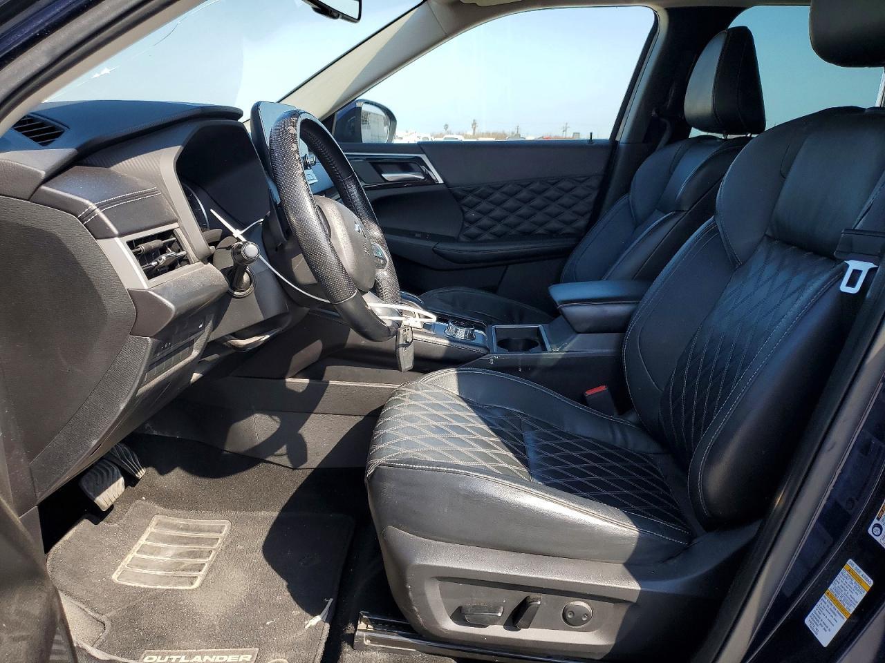 2022 Mitsubishi Outlander Sel - Фото 7