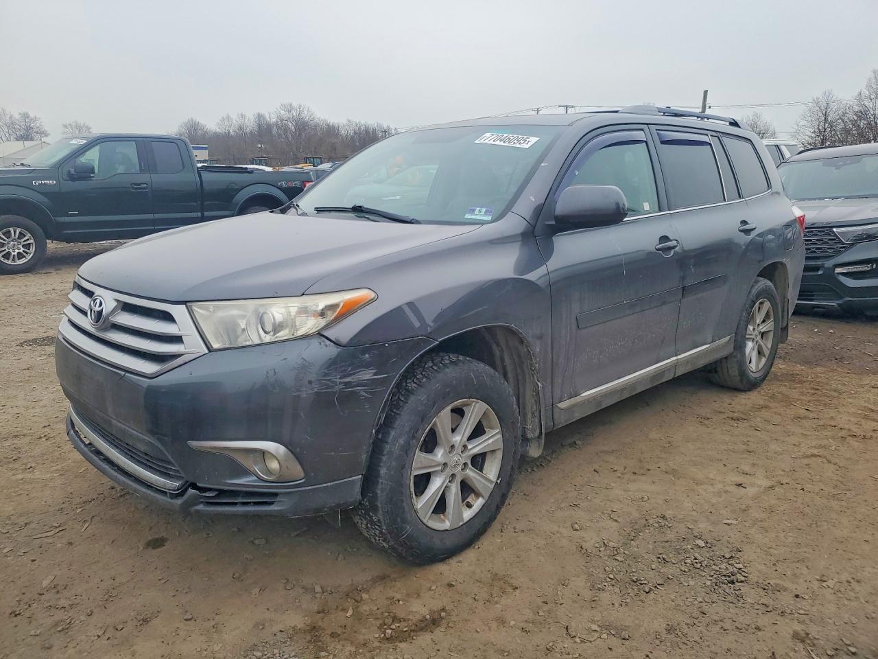2011 Toyota Highlander Base