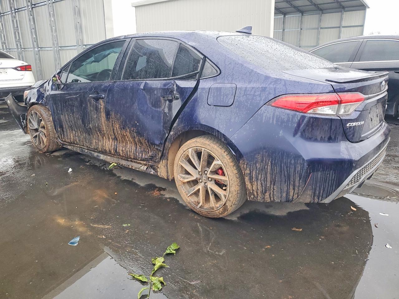 2020 Toyota Corolla Se - Image 2