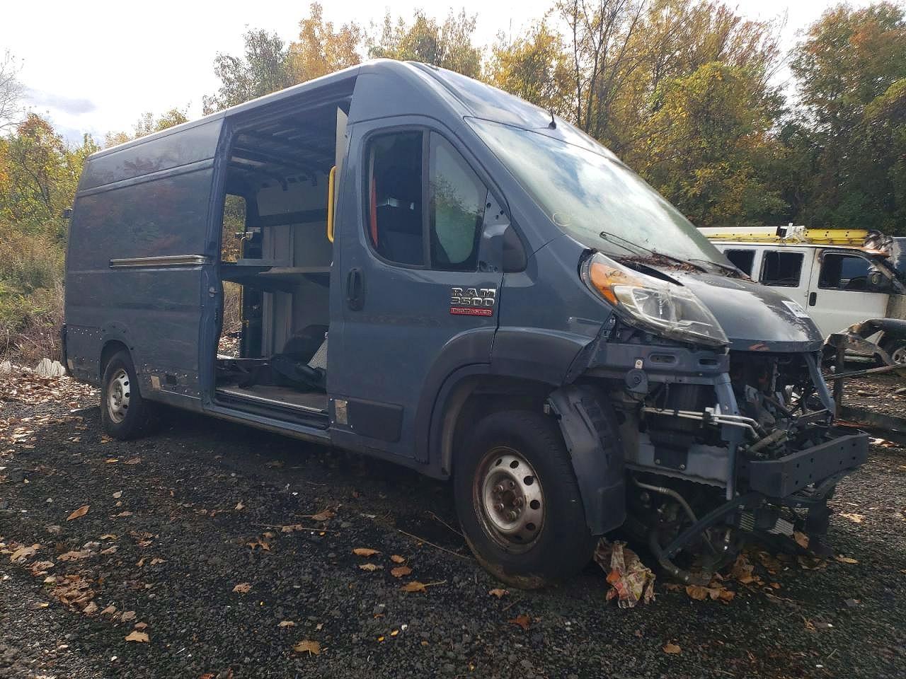 2021 Ram Promaster 3500 Delivery Van - Фото 4