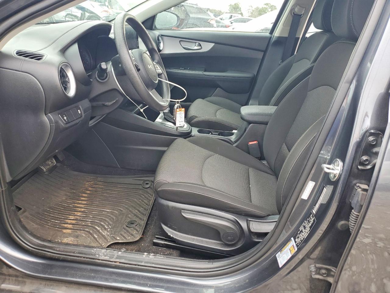 2024 Kia Forte Lx - Image 7