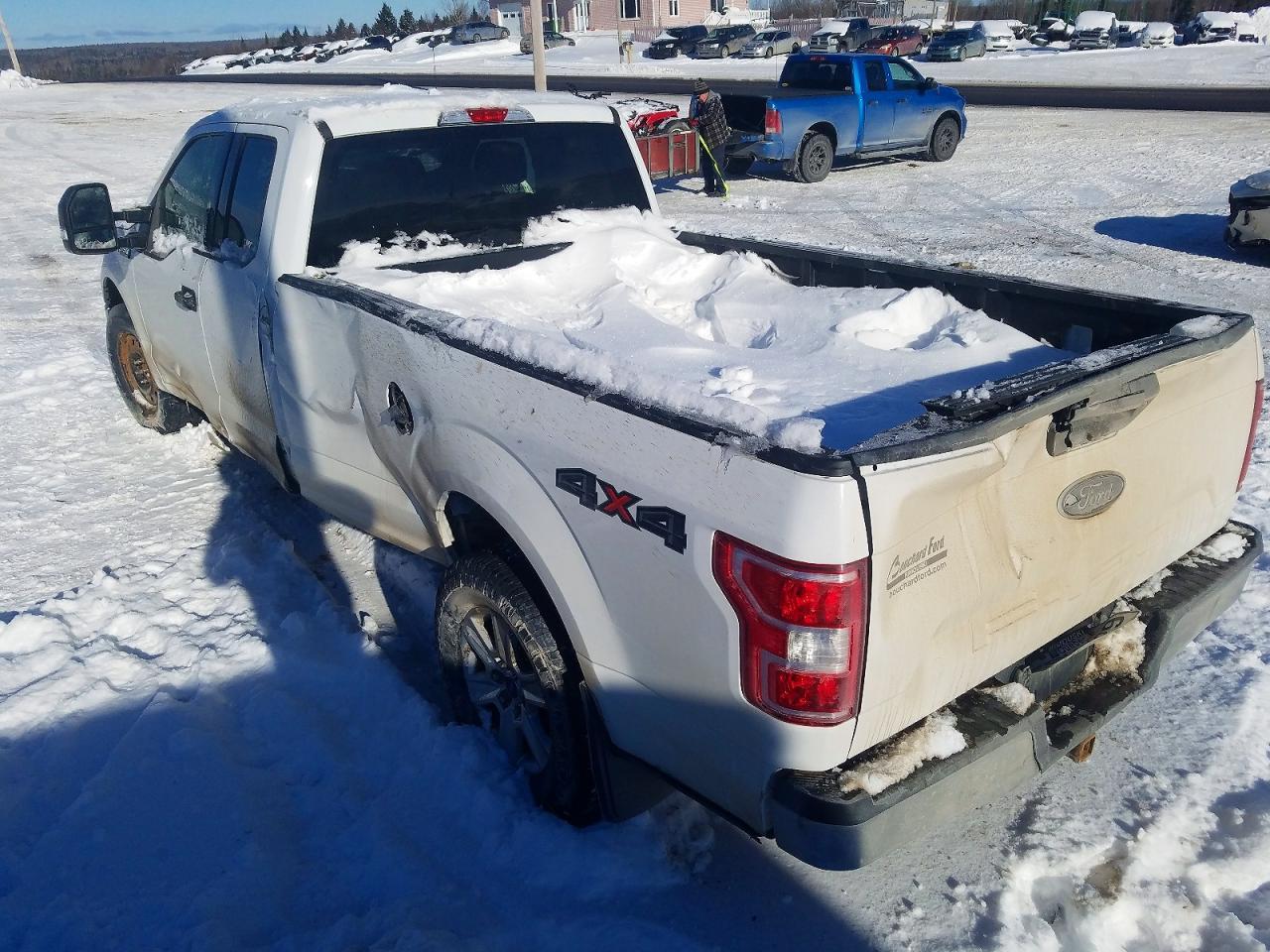 2020 Ford F150 Super Cab - Фото 2