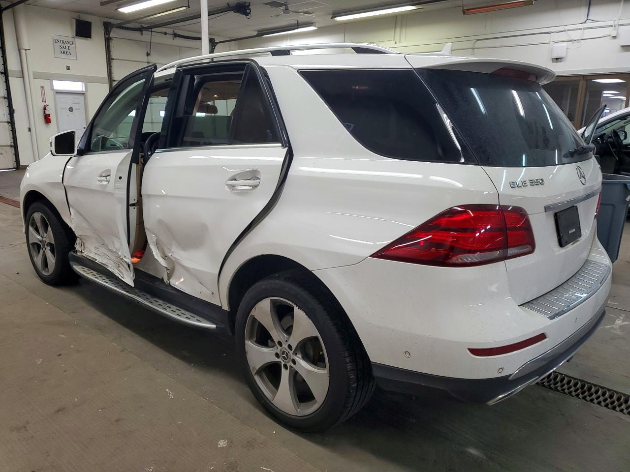 2017 Mercedes-Benz Gle 350 4Matic - Image 2