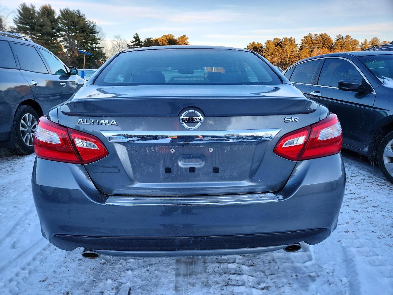 2016 Nissan Altima - Фото 6