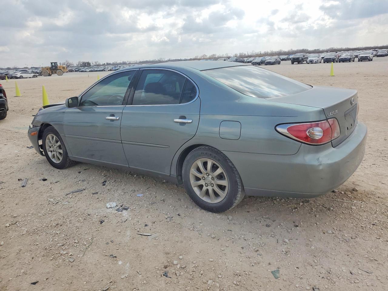 2004 Lexus Es 330 - Фото 2