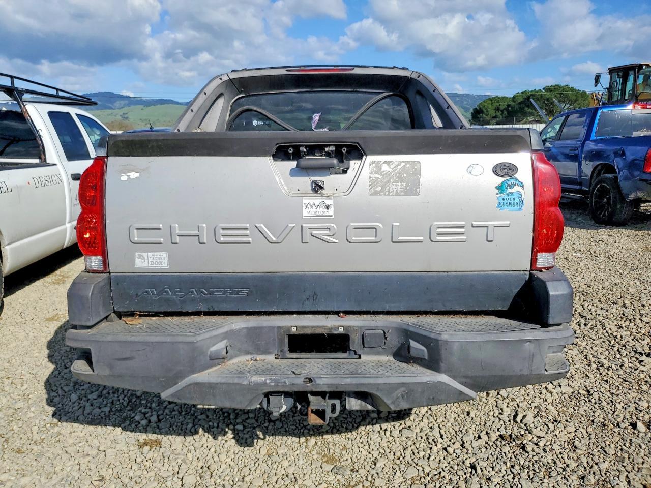 2006 Chevrolet Avalanche C1500 - Image 6