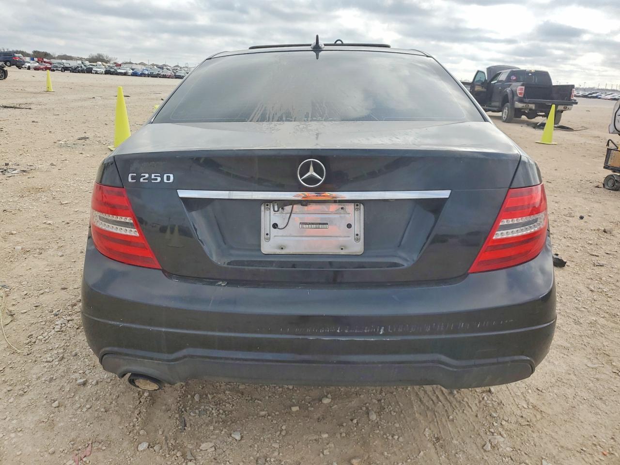 2013 Mercedes-Benz C 250 - Фото 6