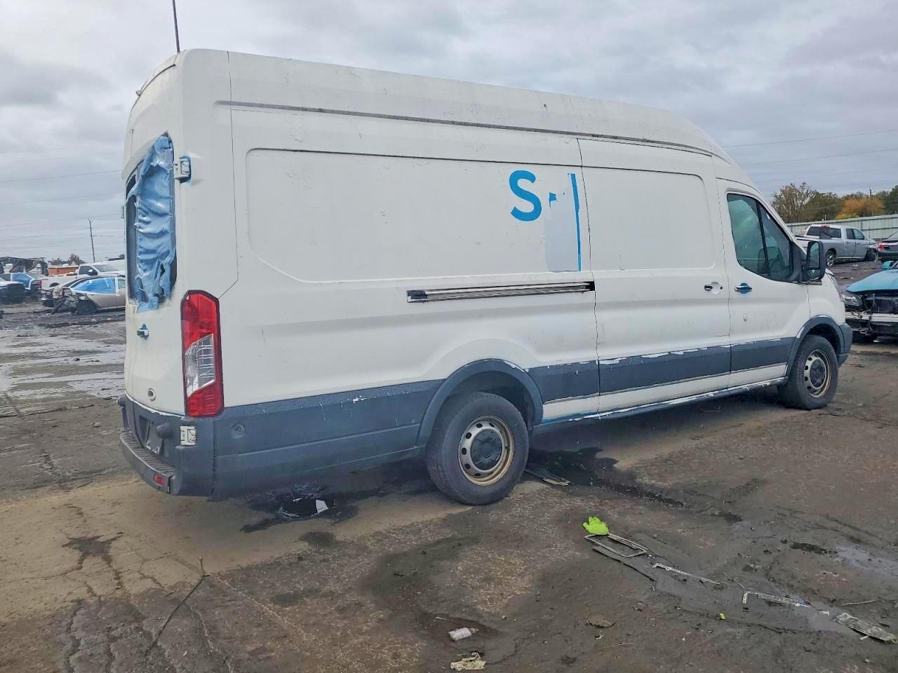 2015 Ford Transit T-350 - Фото 3