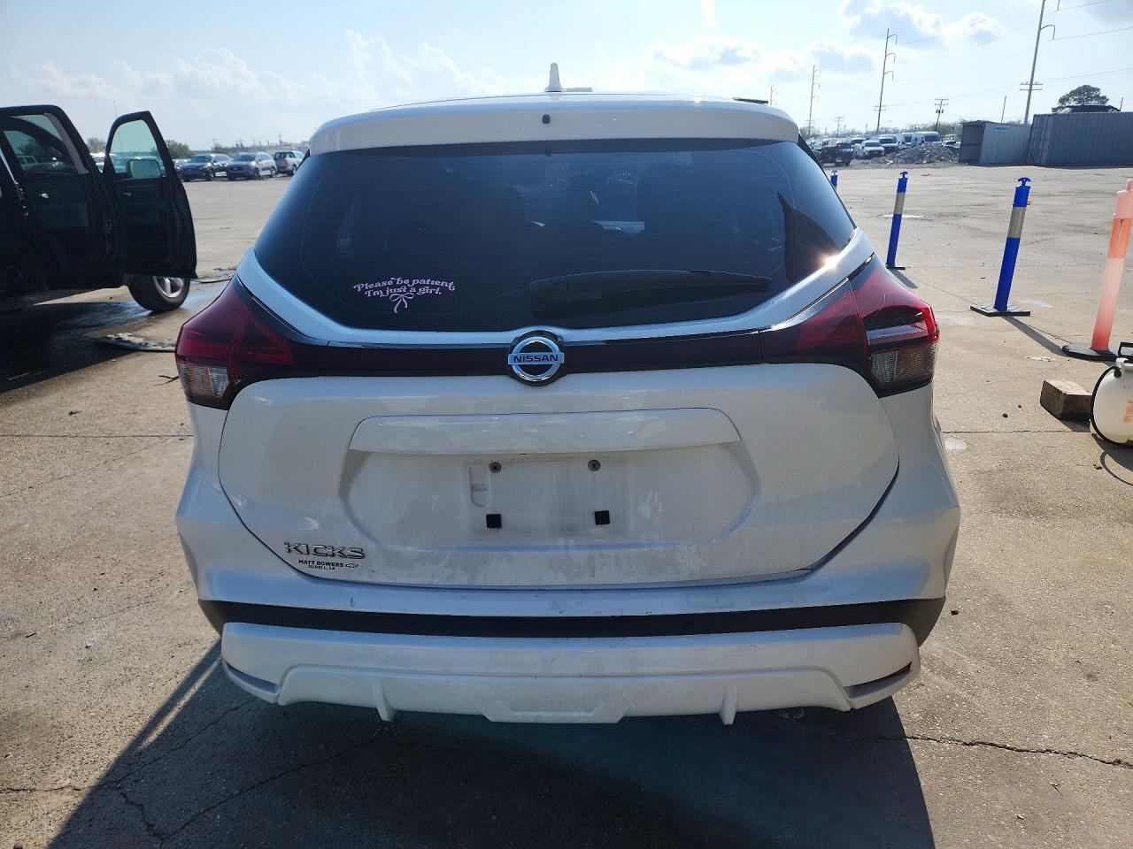 2021 Nissan Kicks S - Image 6