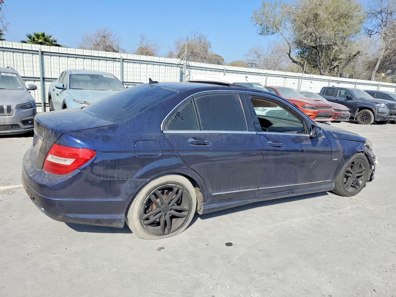 2012 Mercedes-Benz C 250 - Image 3