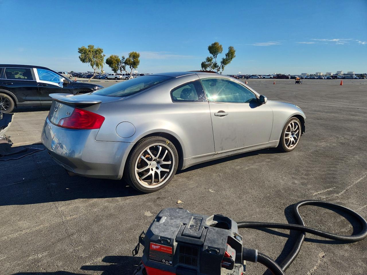 2005 Infiniti G35 Base - Фото 3