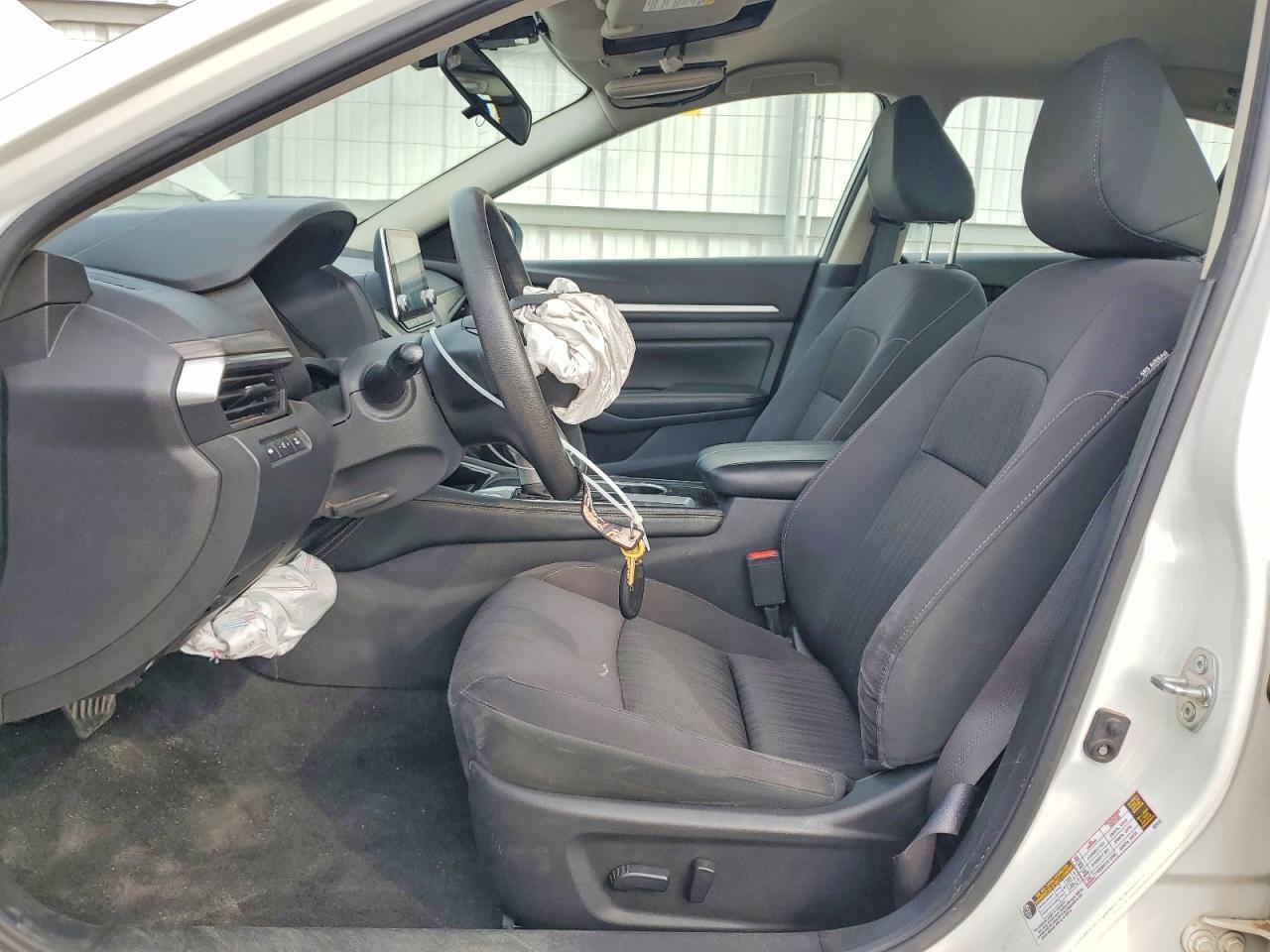 2023 Nissan Altima Sv - Image 7