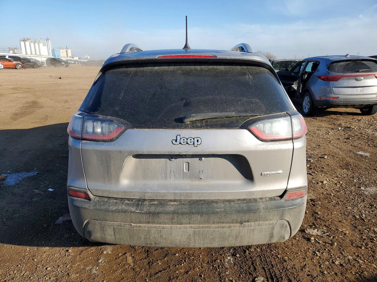 2021 Jeep Cherokee Latitude - Фото 6