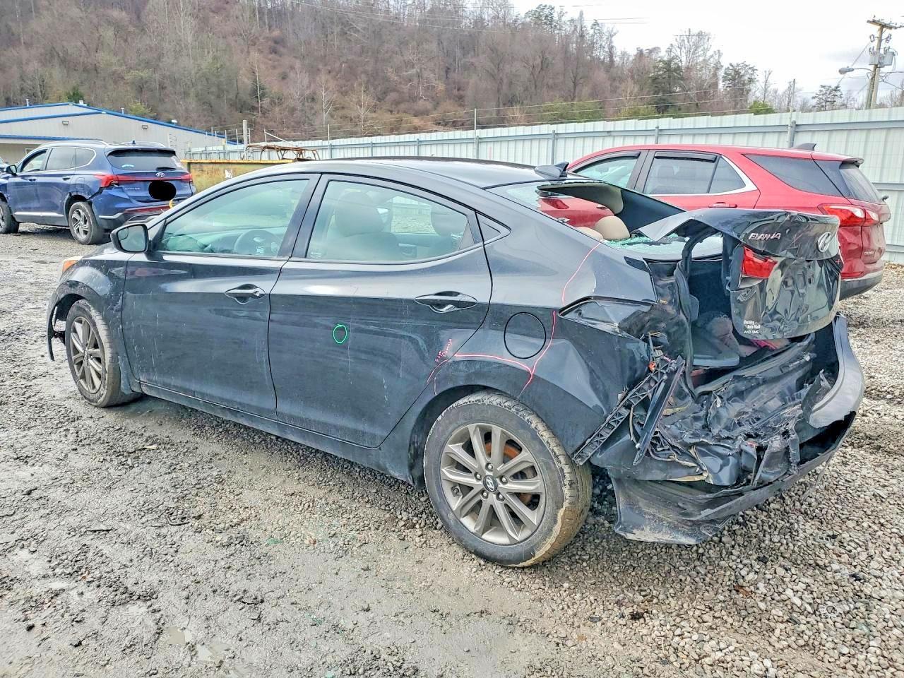 2016 Hyundai Elantra Se - Image 2