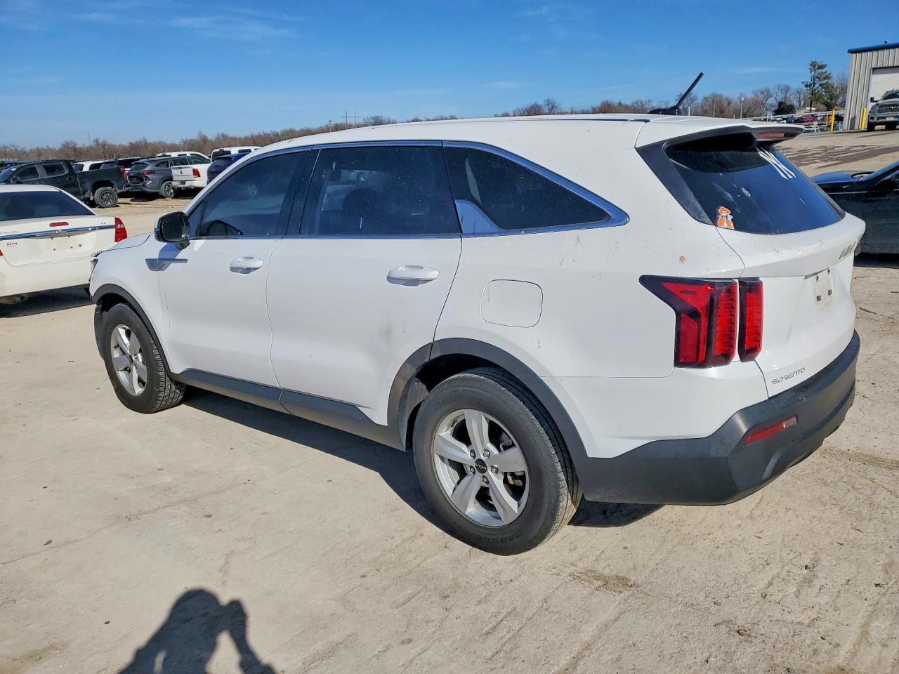2023 Kia Sorento Lx - Фото 2