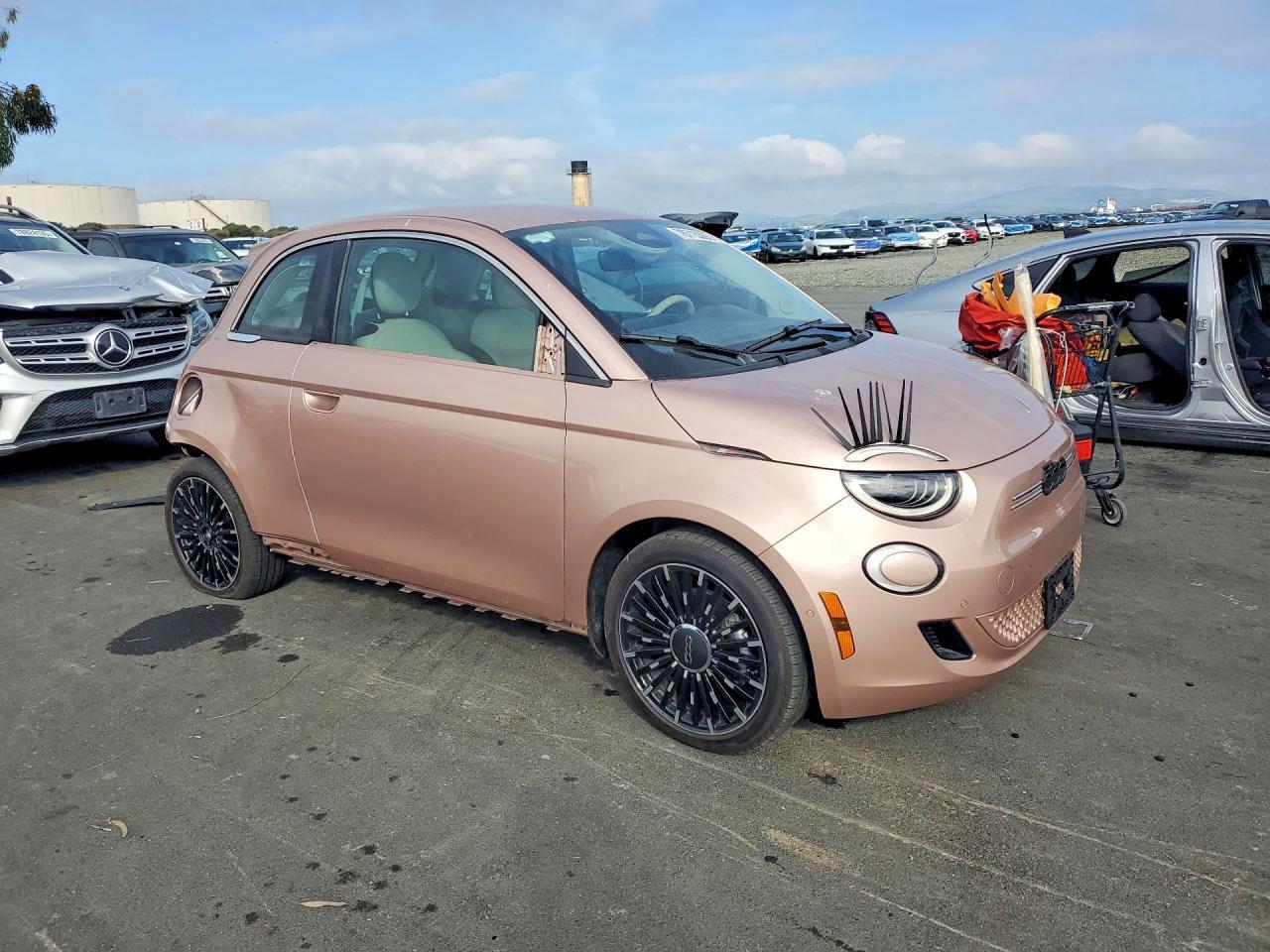 2024 Fiat 500 E La P - Фото 4