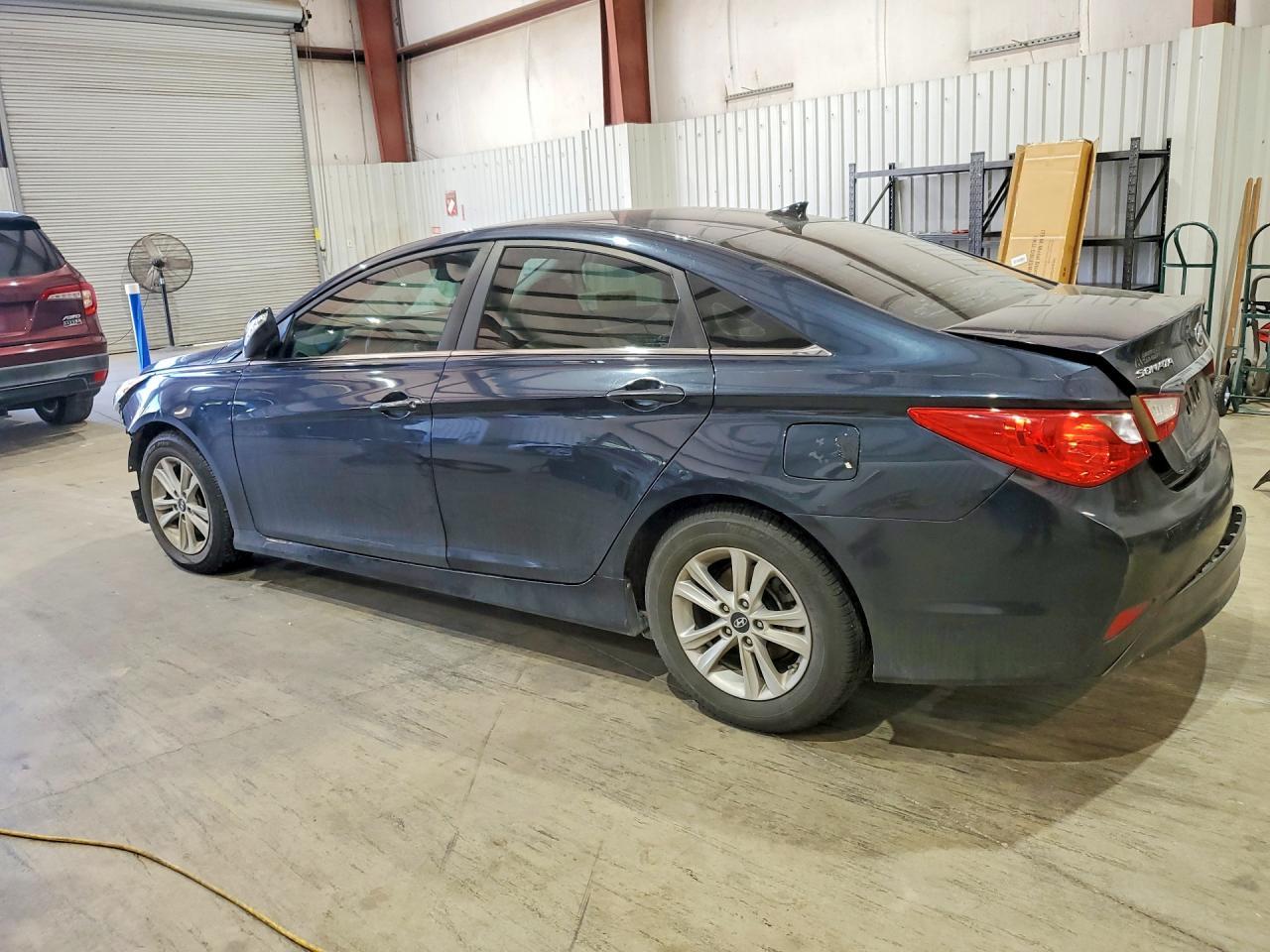 2014 Hyundai Sonata Gls - Image 2