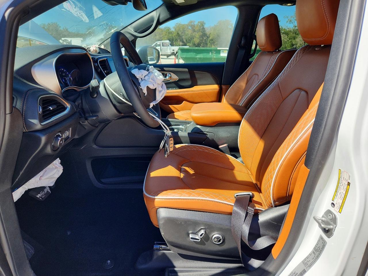 2026 Chrysler Pacifica Pinnacle - Фото 7