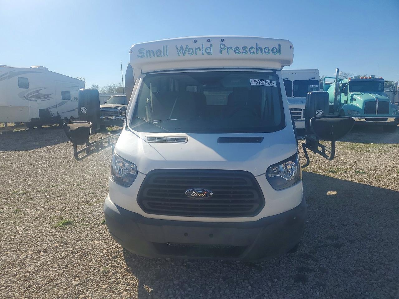 2017 Ford Transit Shuttle Bus - Фото 5