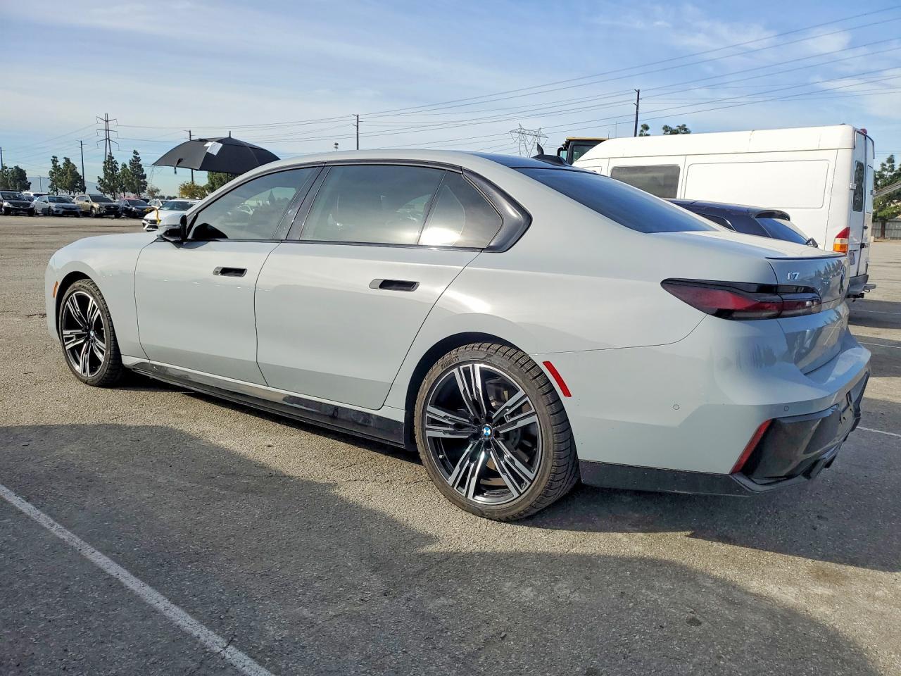 2024 BMW I7 Edrive50 - Фото 2