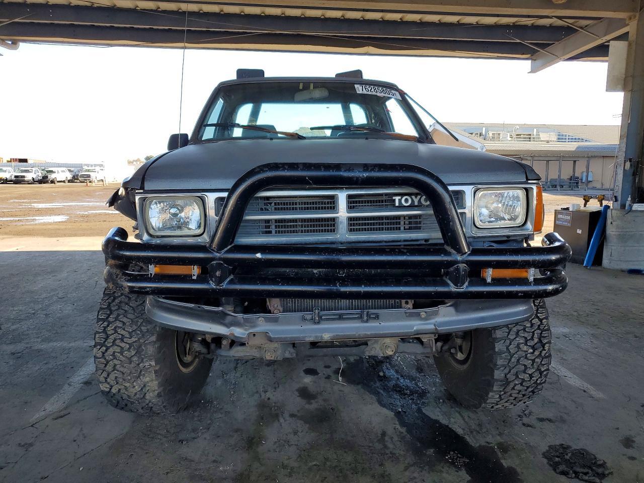 1988 Toyota Pickup Base - Фото 5