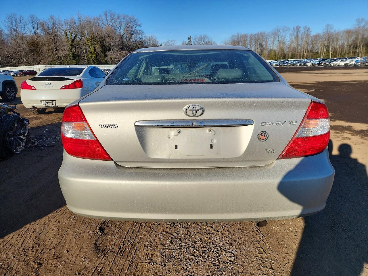 2004 Toyota Camry - Image 6