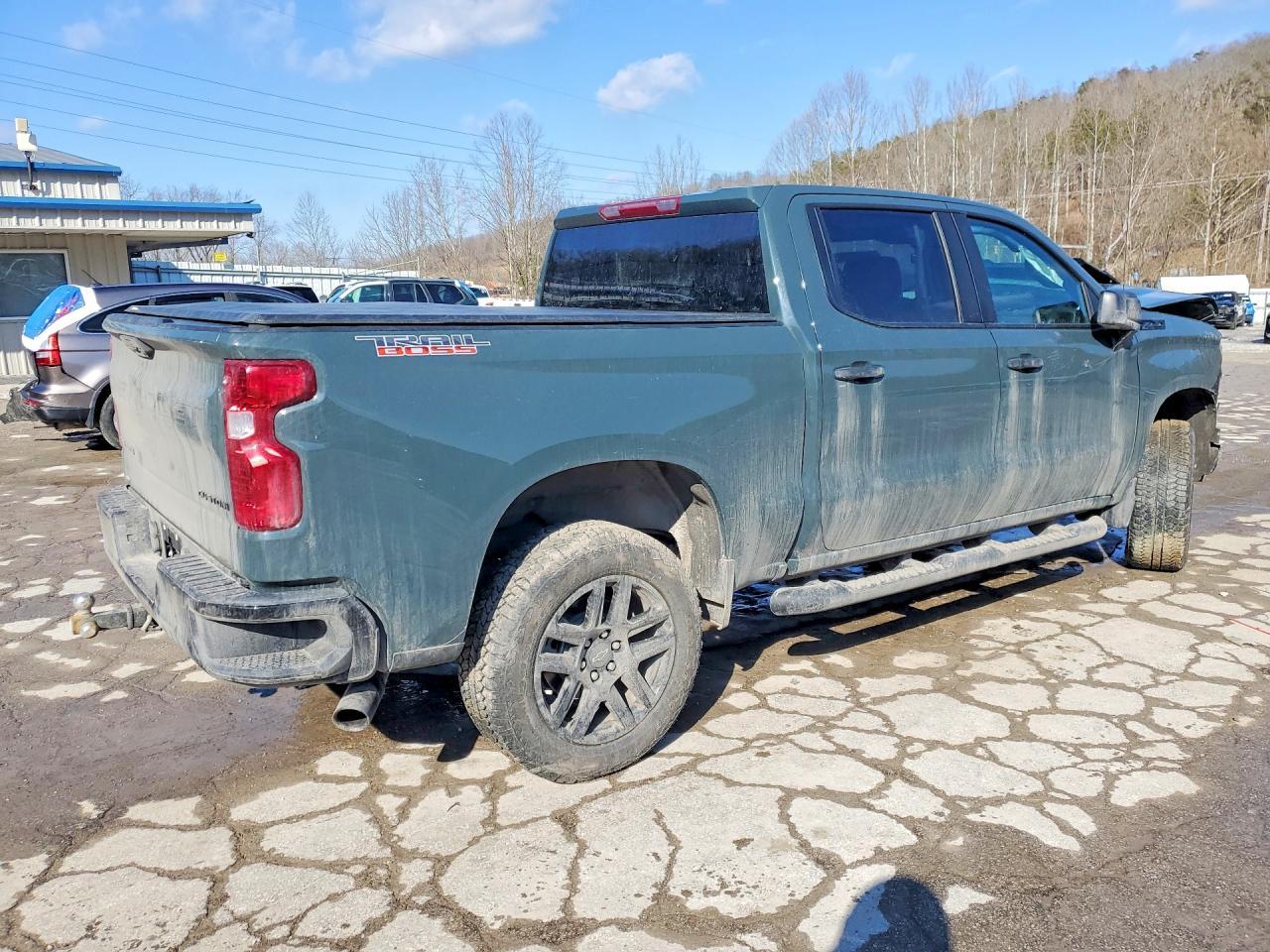 2026 Chevrolet Silverado K1500 Trail Boss Custom - Фото 3