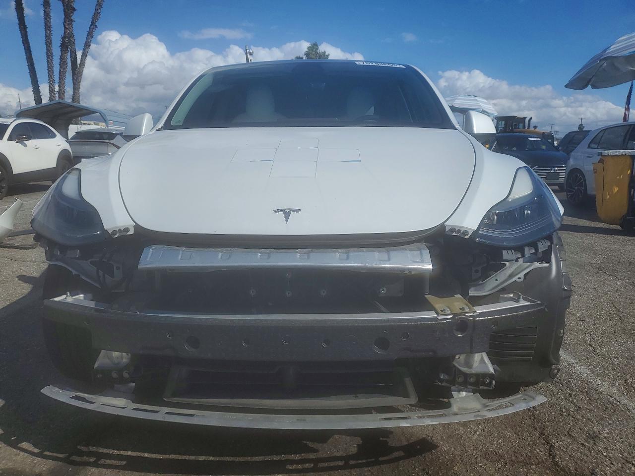 2022 Tesla Model Y - Фото 5