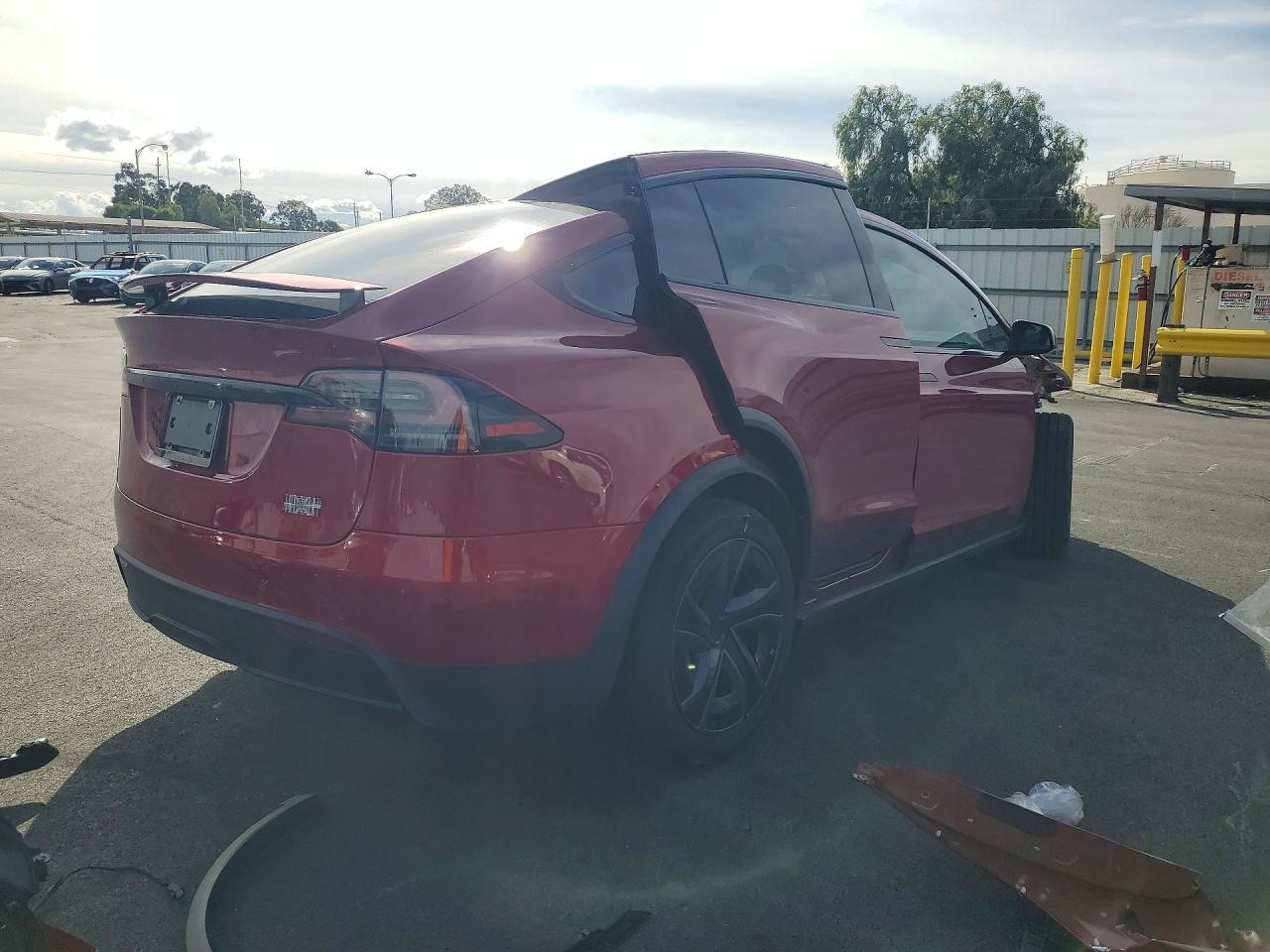 2026 Tesla Model X - Image 3
