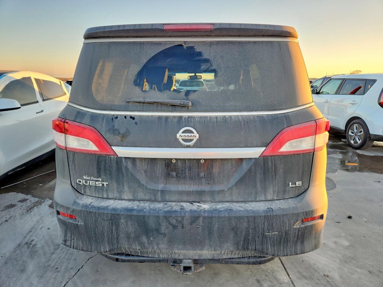 2013 Nissan Quest S - Фото 6