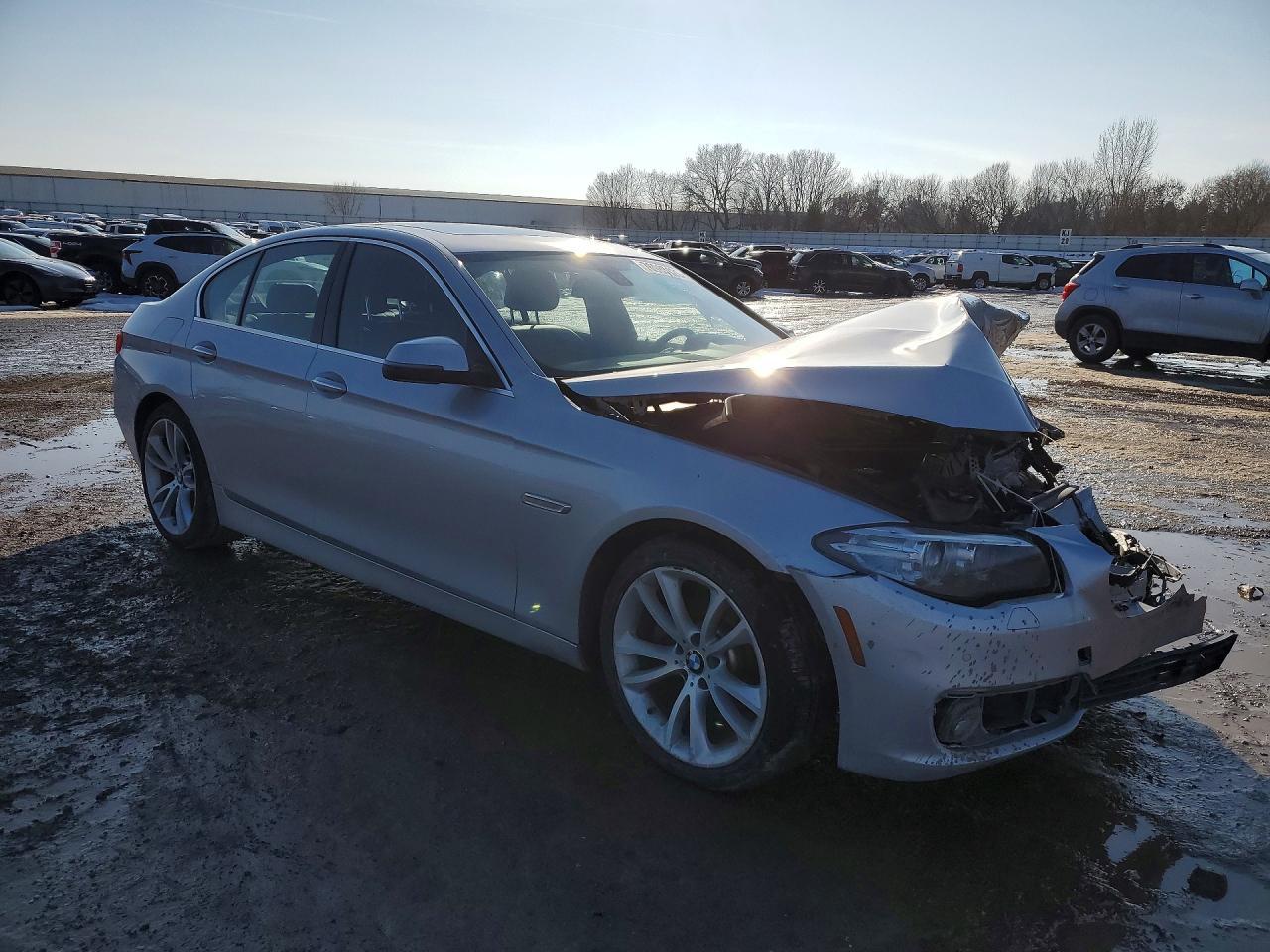 2015 BMW 528 Xi - Фото 4