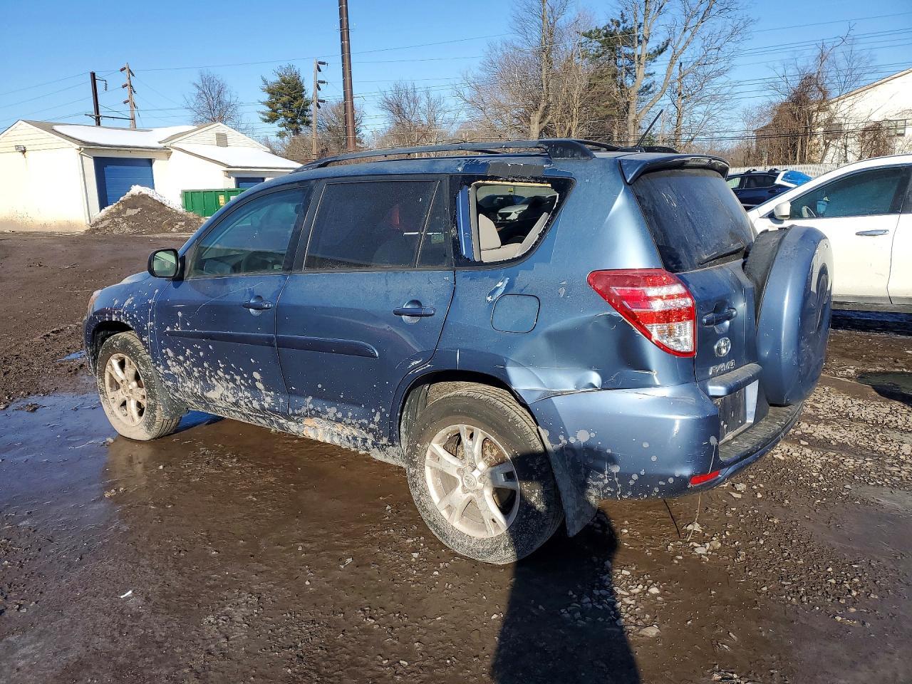 2011 Toyota Rav4 Base - Image 2