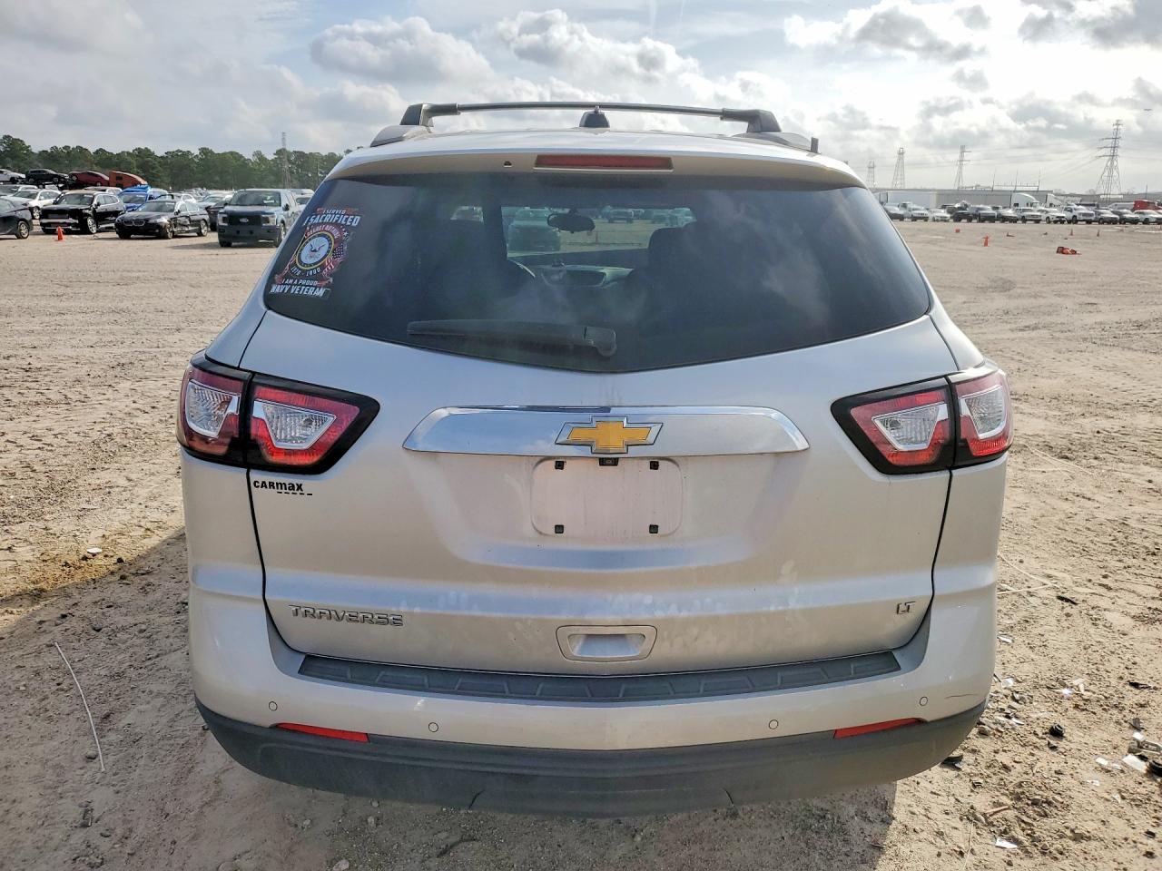 2017 Chevrolet Traverse Lt - Фото 6