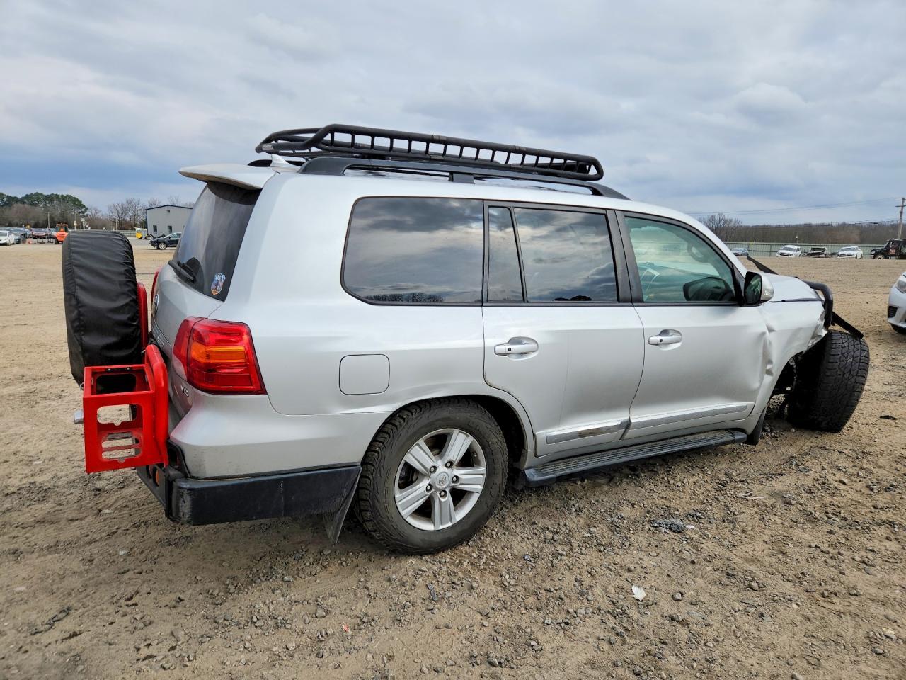 2013 Toyota Land Cruiser Base - Фото 3
