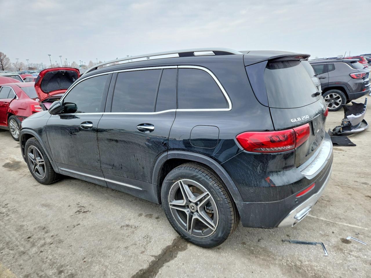 2020 Mercedes-Benz Glb 250 4Matic - Фото 2