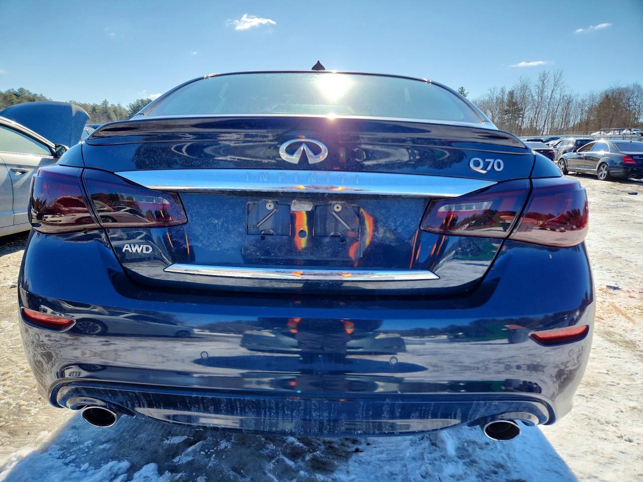 2015 Infiniti Q70 5.6 - Image 6
