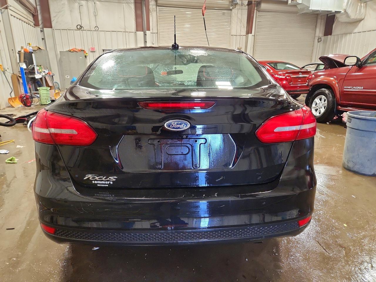 2017 Ford Focus S - Фото 6