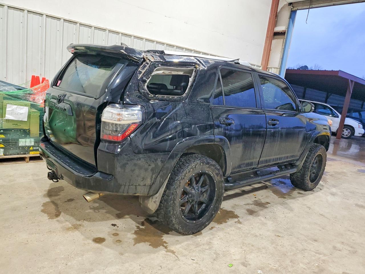 2015 Toyota 4Runner Sr5 - Фото 3