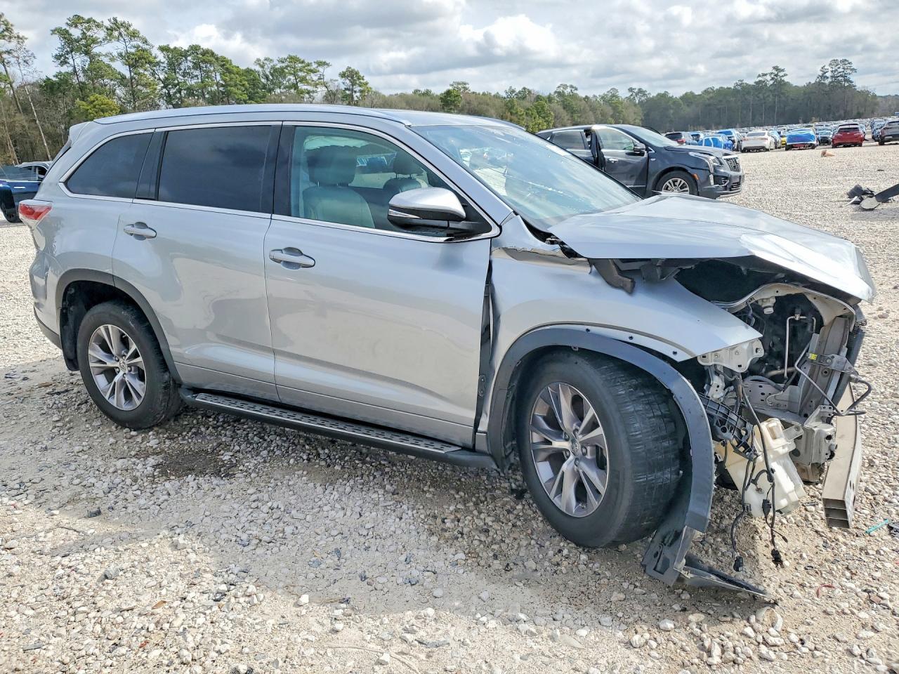 2015 Toyota Highlander Xle - Фото 4