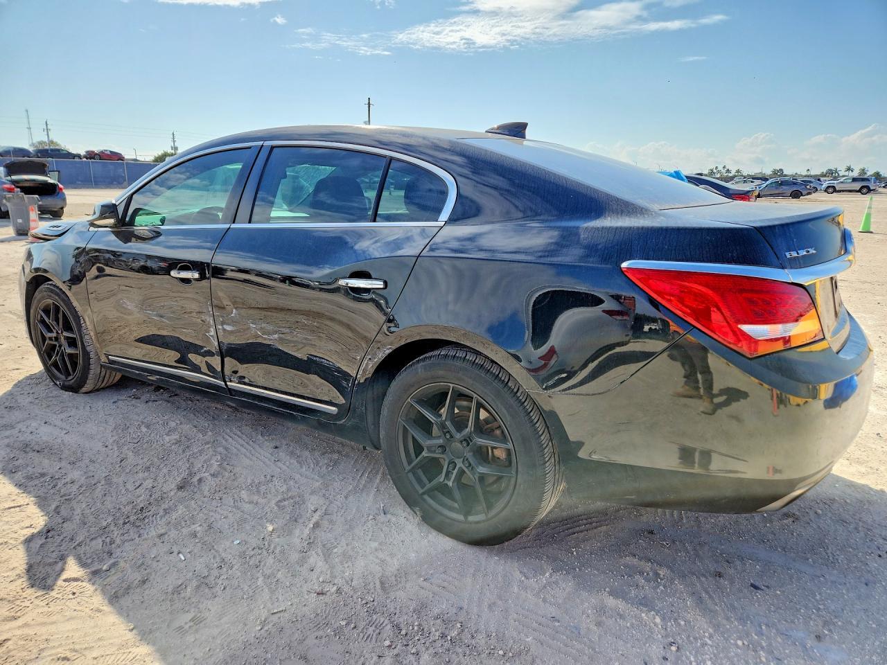 2016 Buick Lacrosse - Image 2