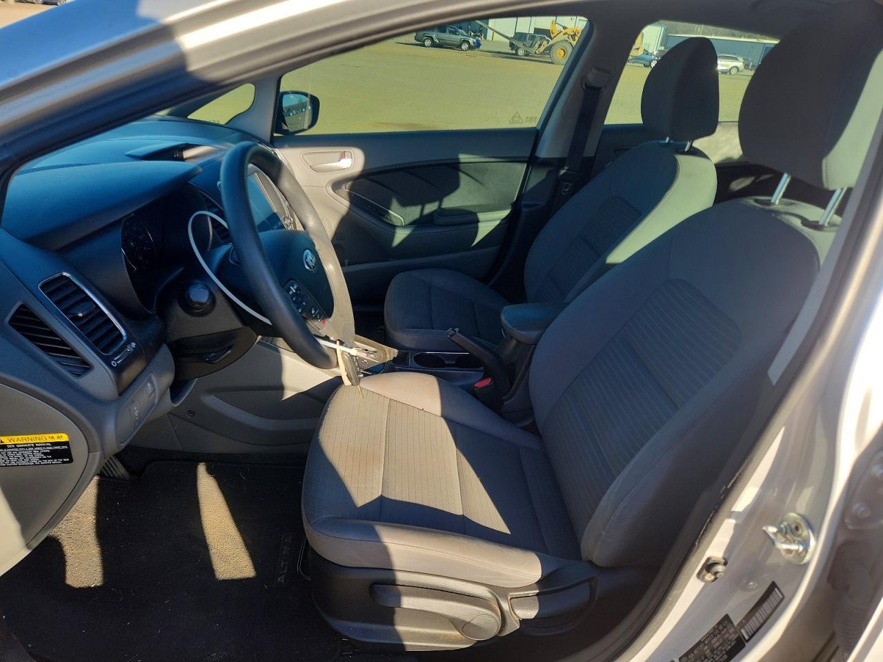 2018 Kia Forte Lx - Image 7