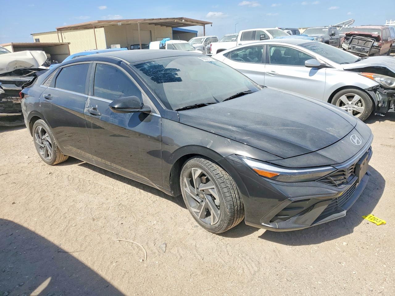 2024 Hyundai Elantra Sel - Фото 4