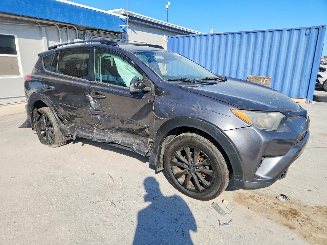 2018 Toyota Rav4 Adventure - Фото 4