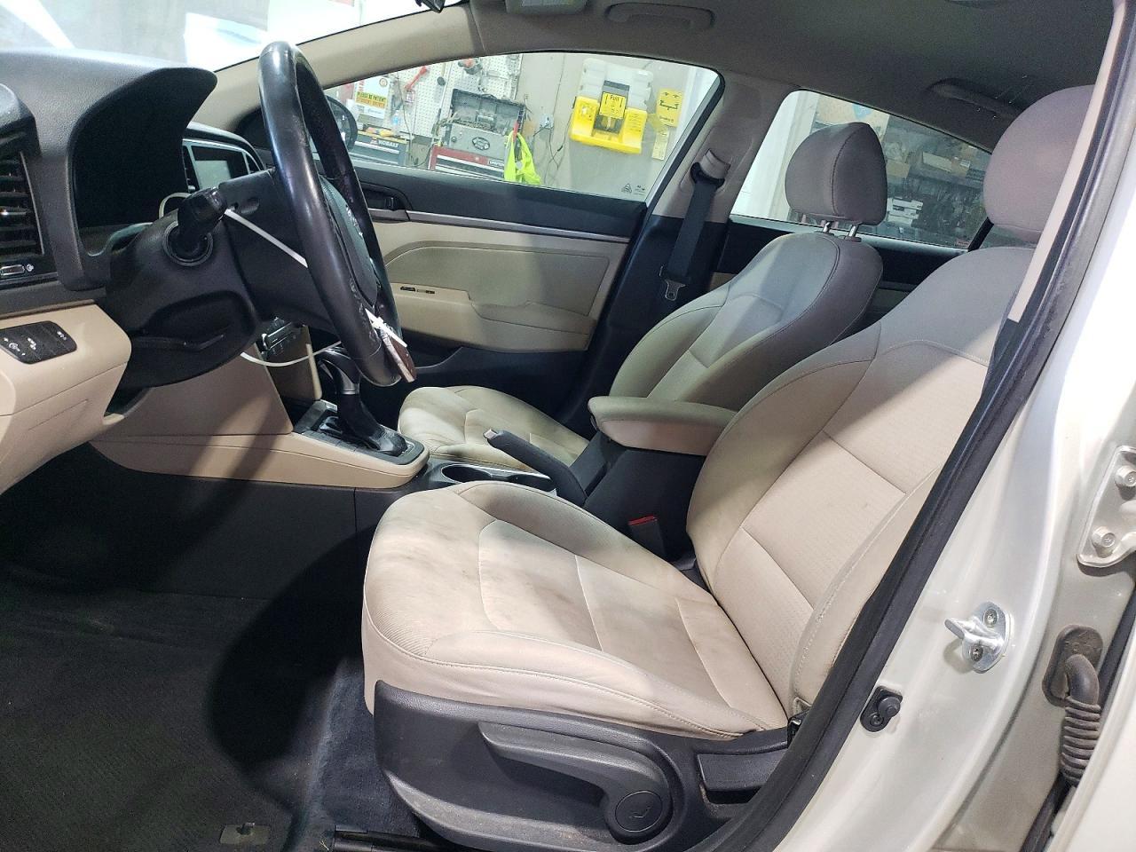 2017 Hyundai Elantra Se - Image 7