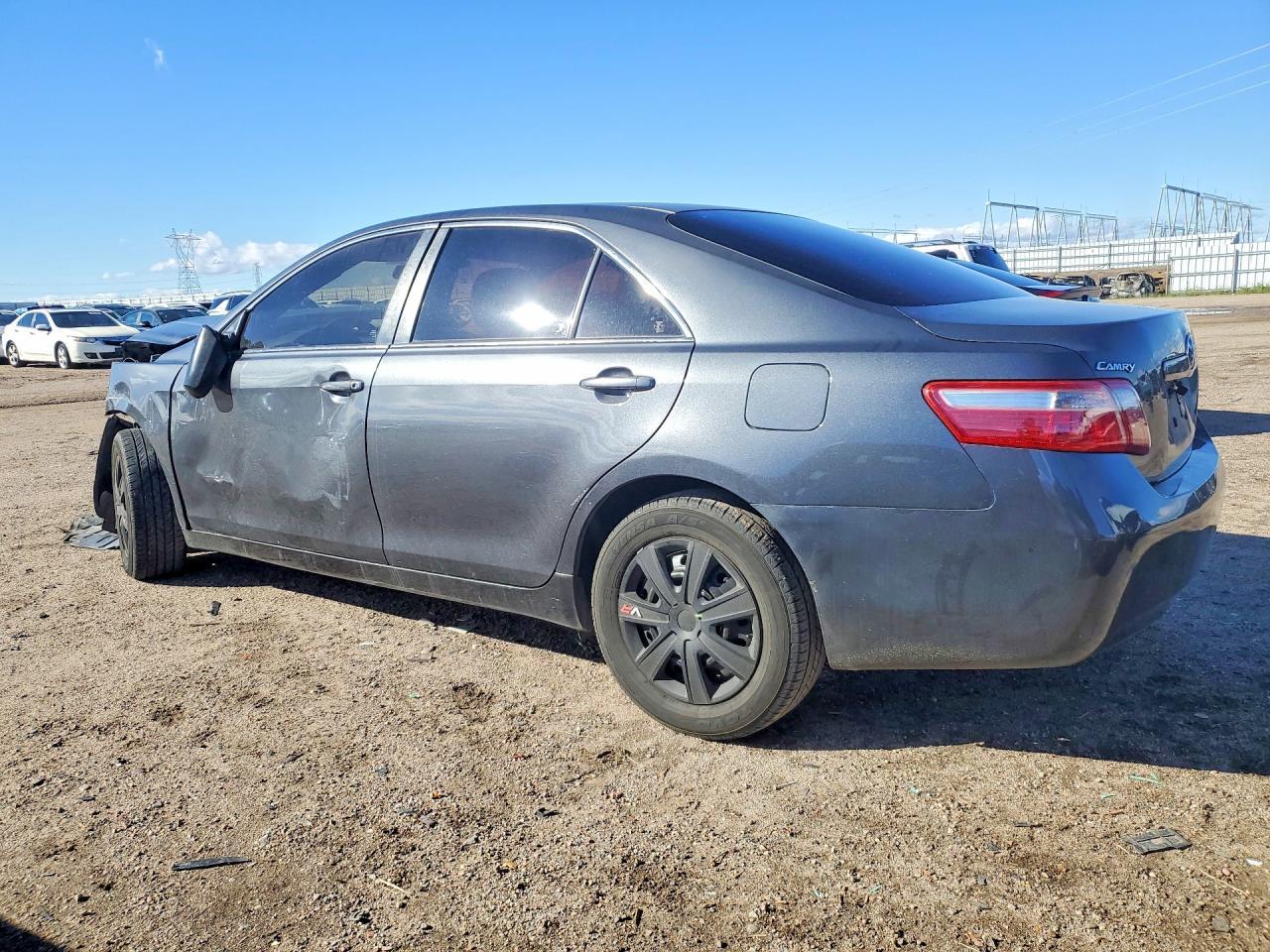 2008 Toyota Camry Le - Фото 2