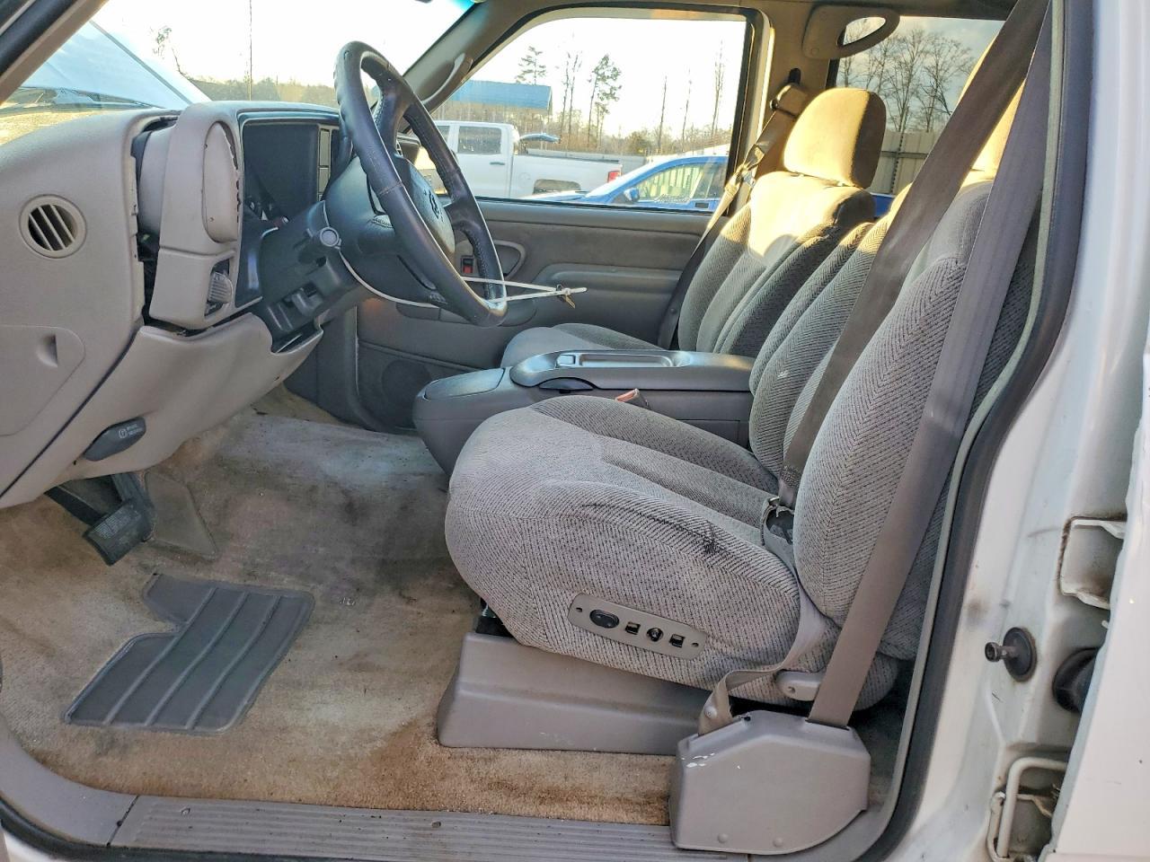 1999 Chevrolet Suburban K1500 - Фото 7