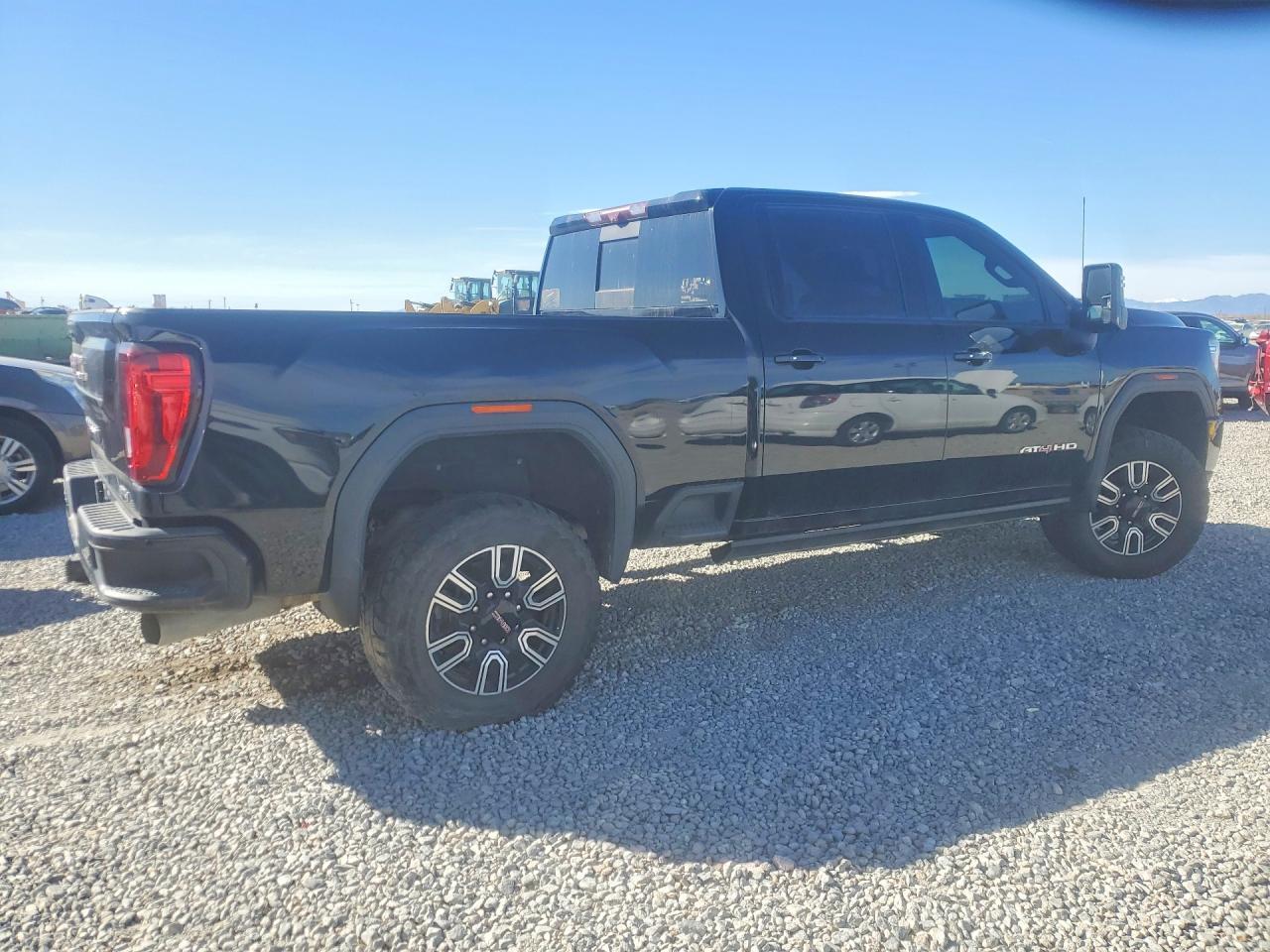 2021 GMC Sierra K2500 At4 - Image 3