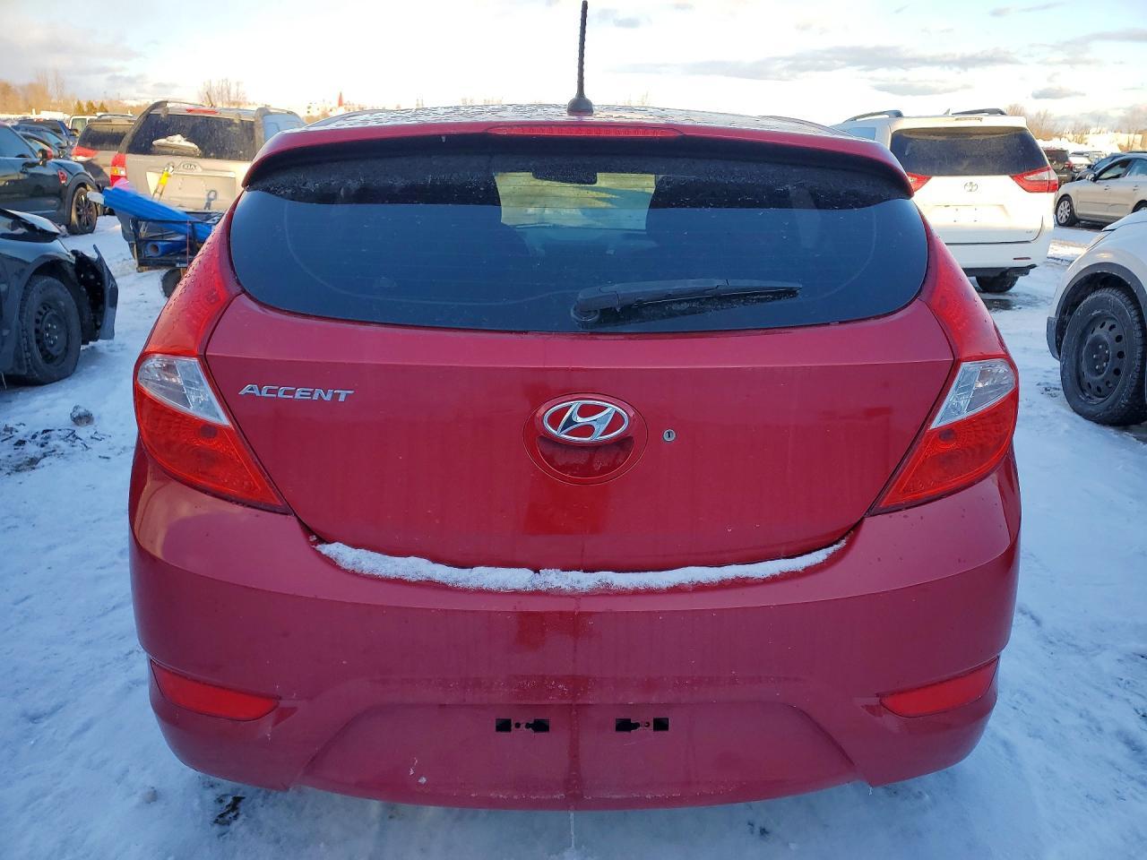 2014 Hyundai Accent Gl 5Dr - Фото 6