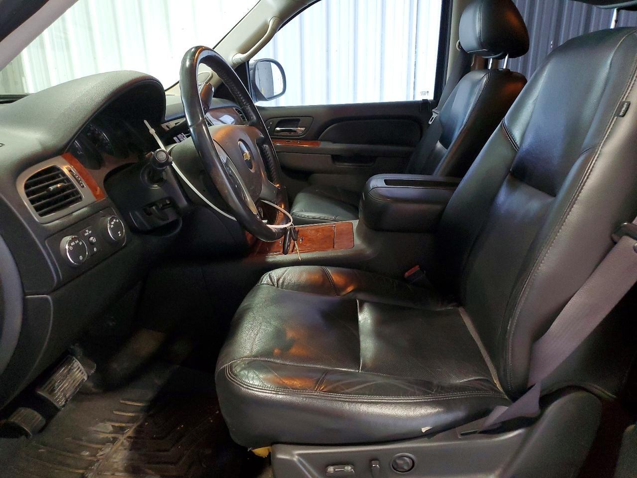 2011 Chevrolet Suburban K1500 Ltz - Фото 7