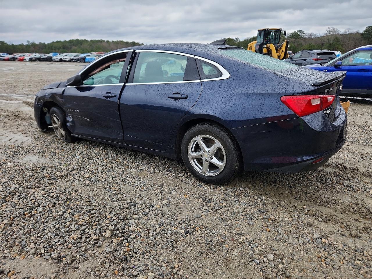 2018 Chevrolet Malibu Ls - Фото 2